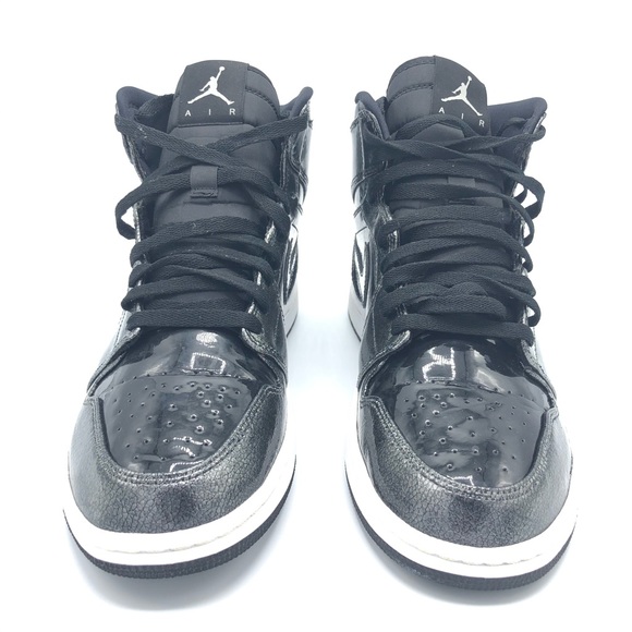 Air Jordan 1 Retro | Sz 10.5 - Picture 8 of 16